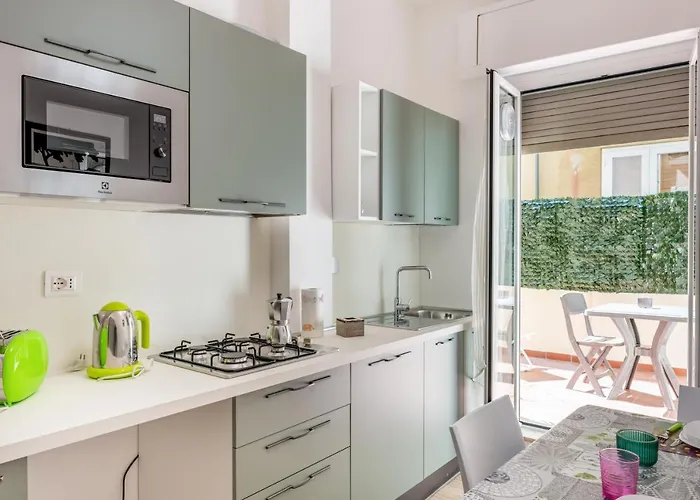 Guesthost - New Apt! 1km From Station 'la Spezia' * La Spezia