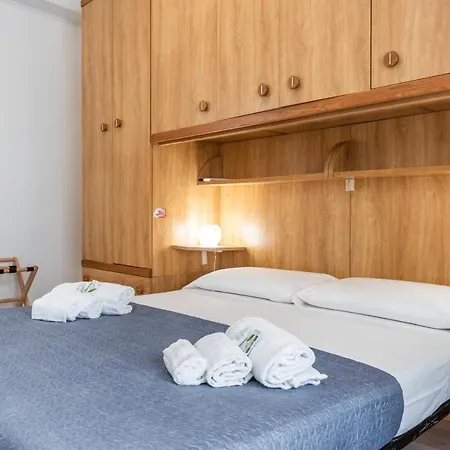 New Apt! 1km From Station 'la Spezia' 公寓