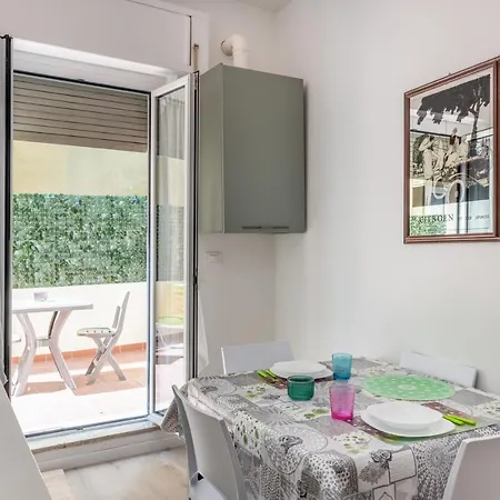 New Apt! 1km From Station 'la Spezia'